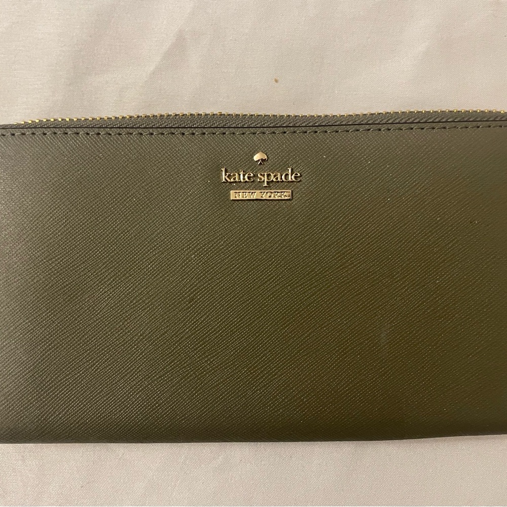 Kate Spade Forest Wallet with Gold Accents EUC